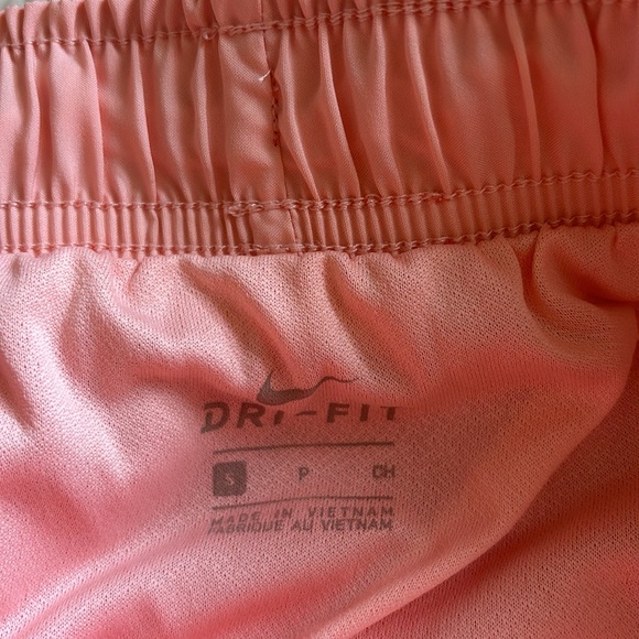 Nike Dri fit tempo shorts.  Peachy color.  Size Small - Picture 3 of 3